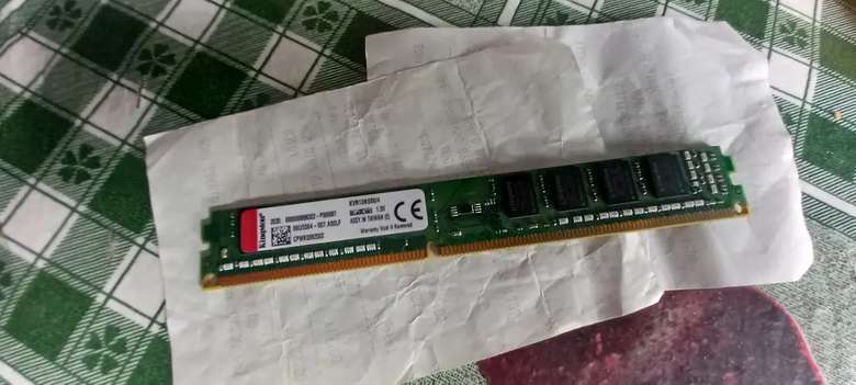 VENDO MEMORIA RAM DE 4 GB MARCA KINGSTON